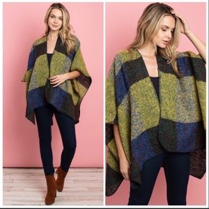 NEW‼️GREEN MUSTARD CHECKERED- poncho